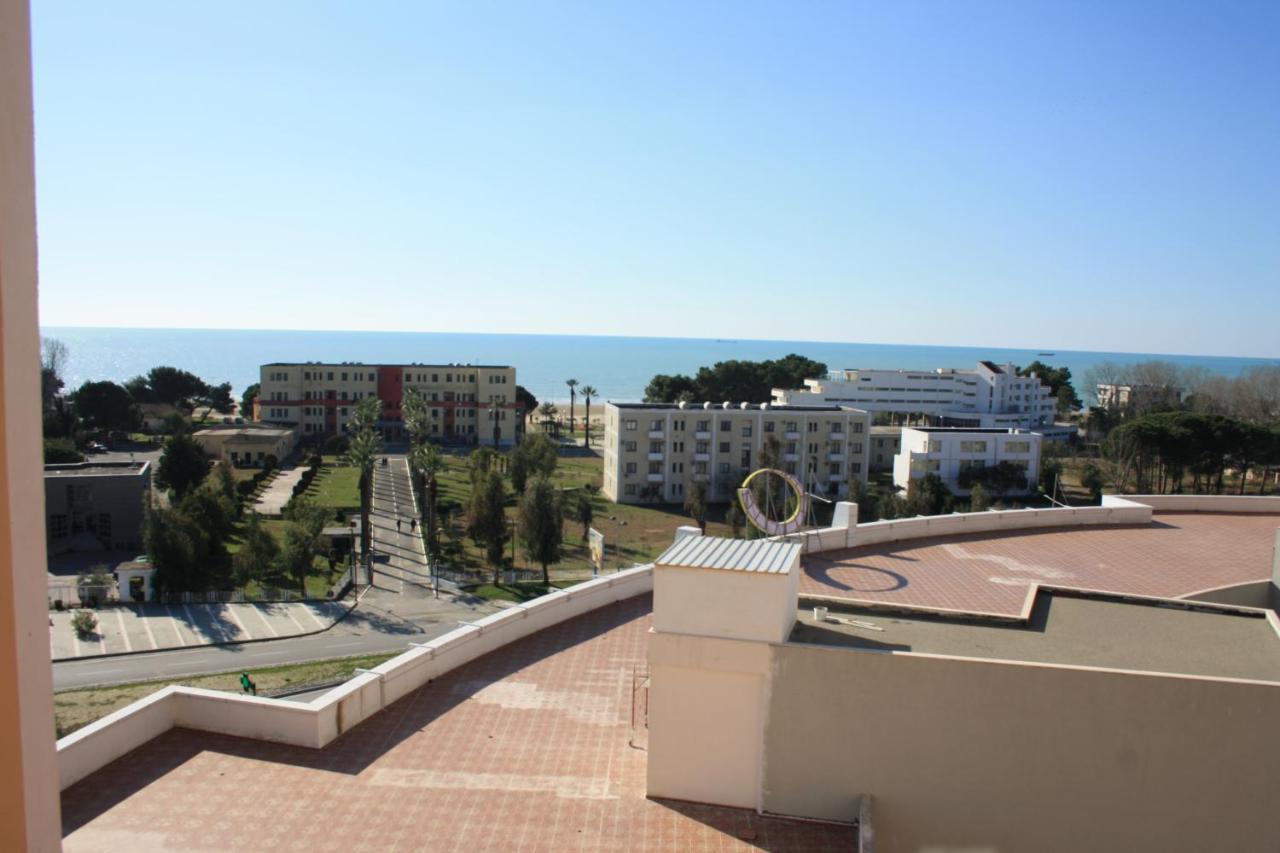 Sea View Studio Durres Bagian luar foto